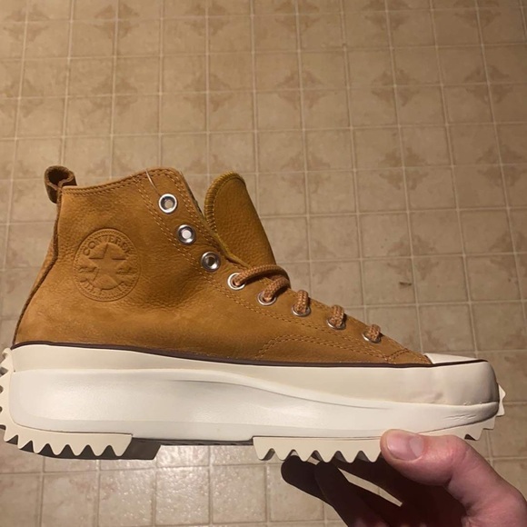 NIB Converse Run Star Hike Platform Sneaker - Picture 3 of 6